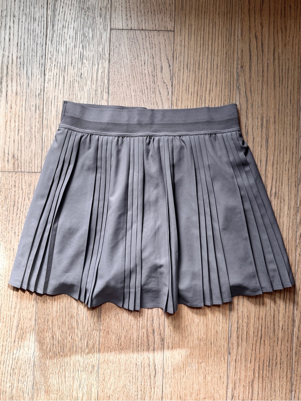 Nike Women's Taupe Pleated Tennis Skirt NWT - Sz M - Picture 6 of 10